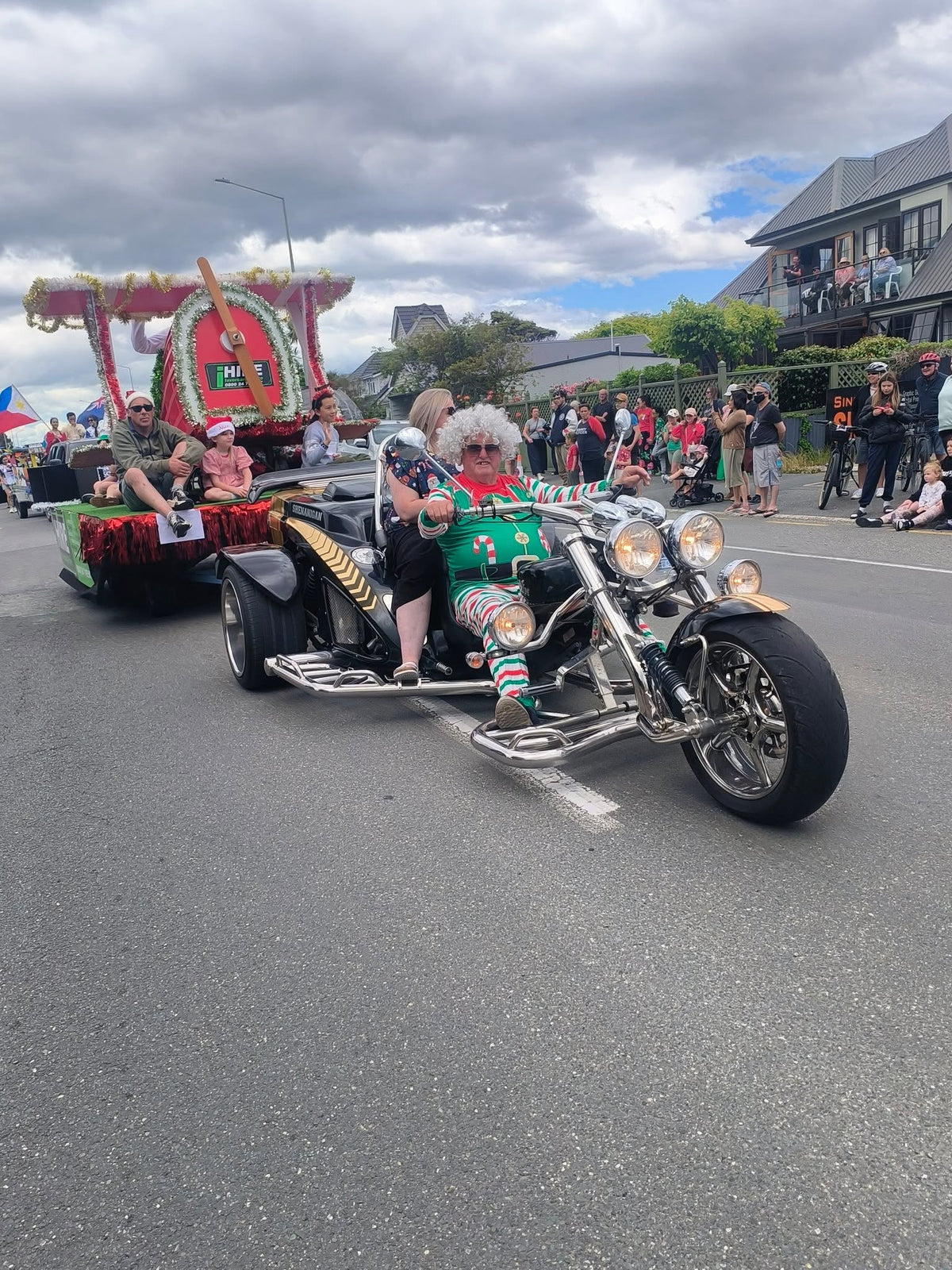 Southland Santa Parade